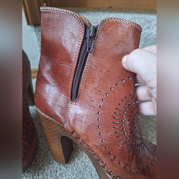 Marengo Womens Leather Mexican Zip Heeled Platform Artisan Booties Size 6.5 - Picture 6 of 9